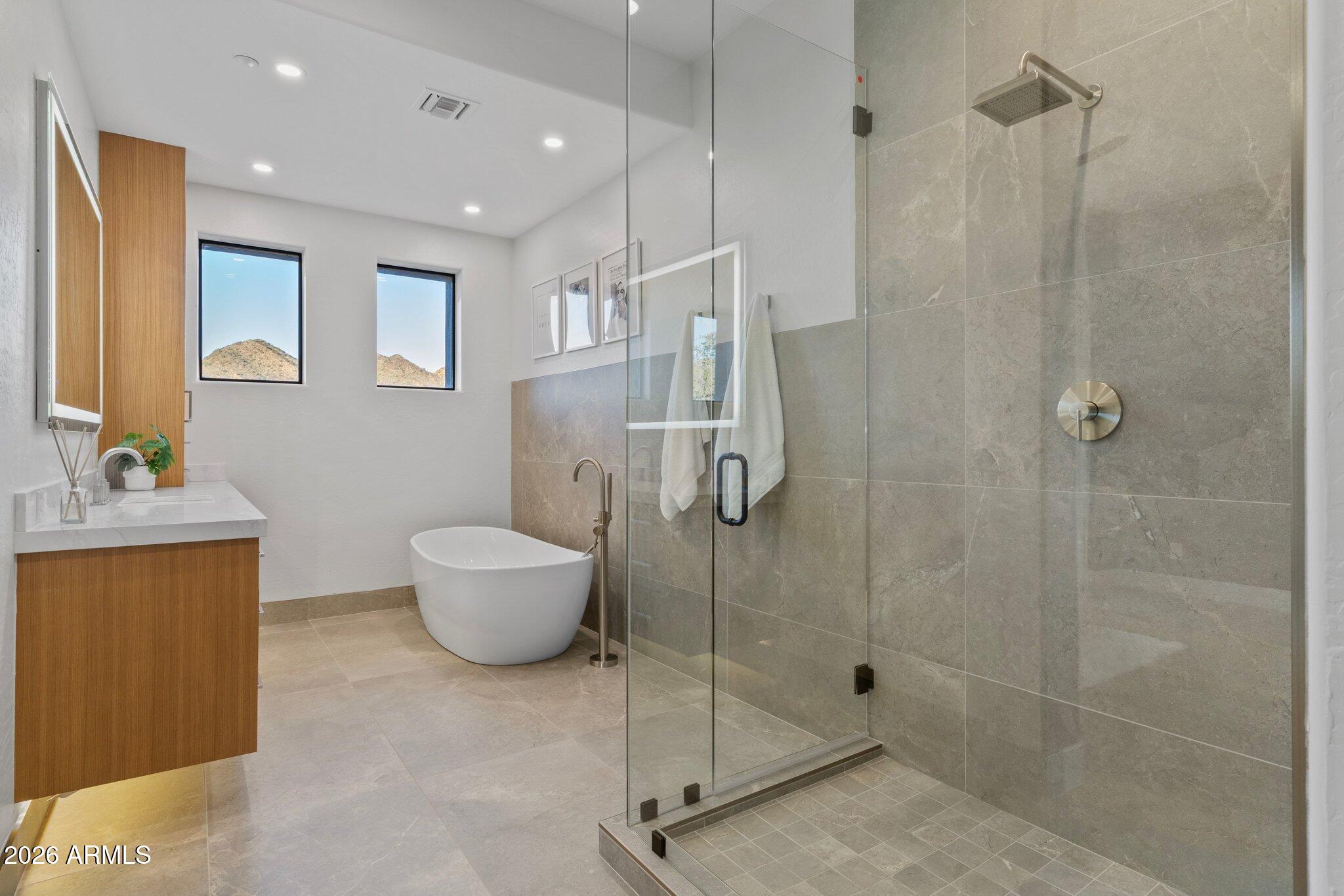 DC RANCH - Residential