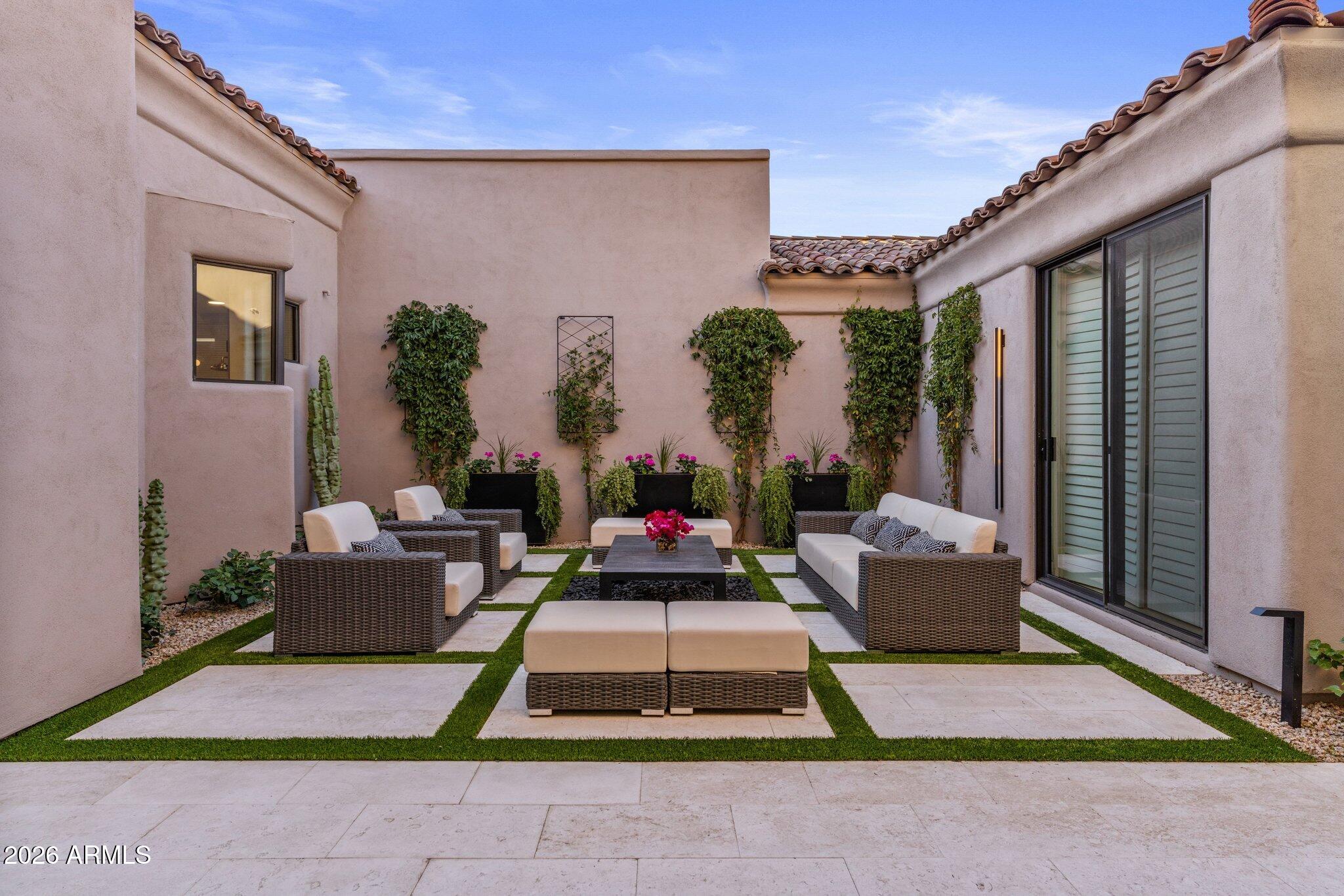 DC RANCH - Residential