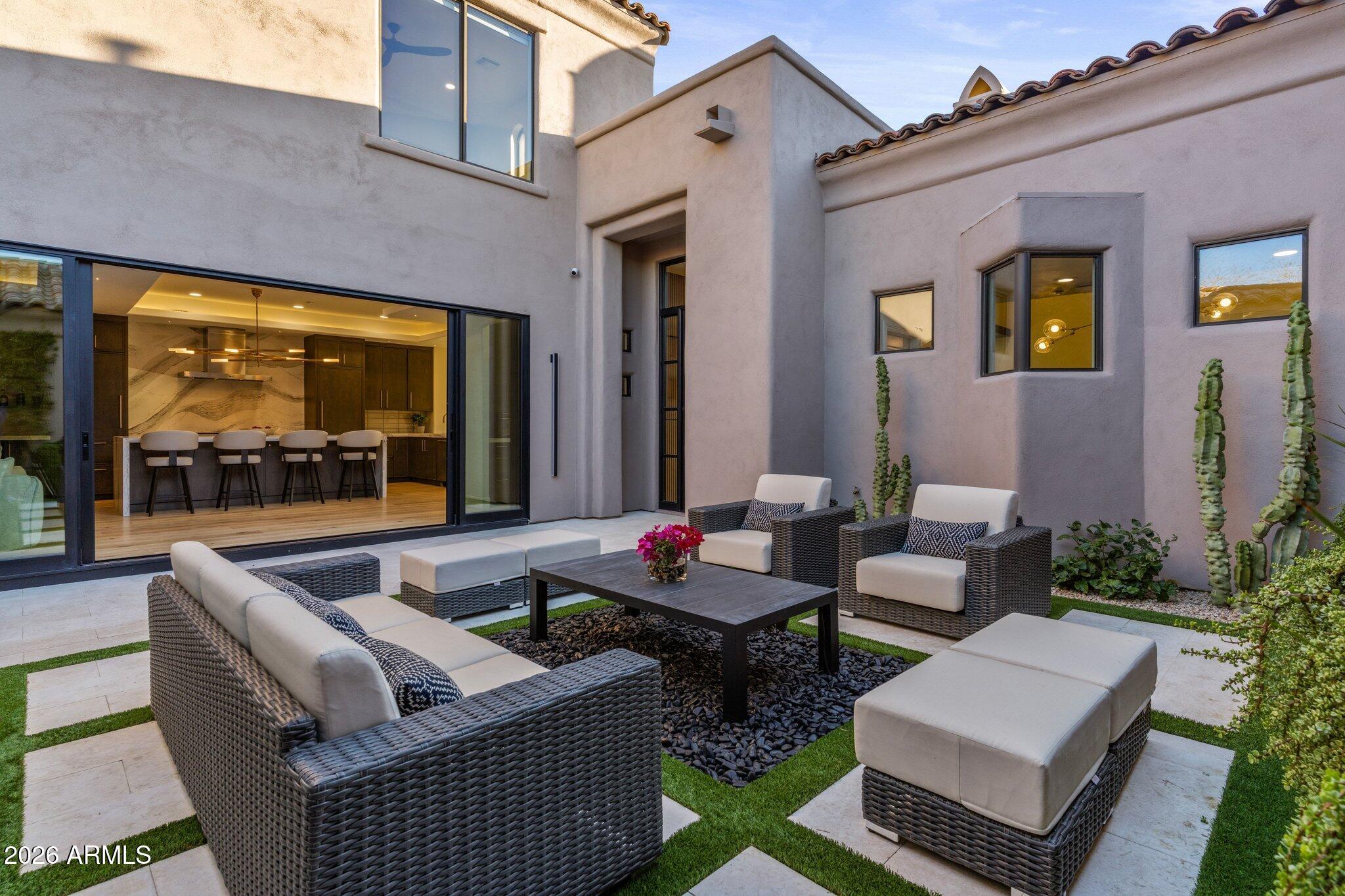 DC RANCH - Residential