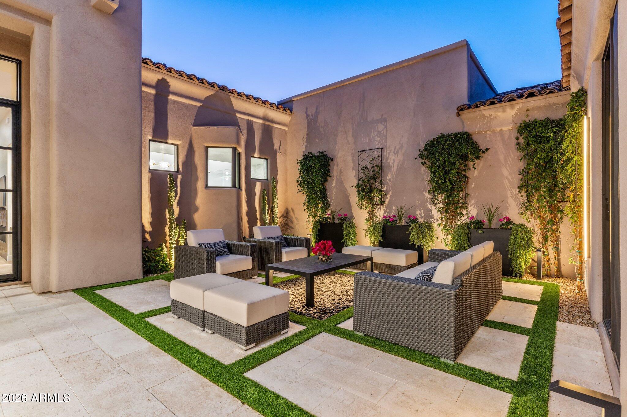DC RANCH - Residential