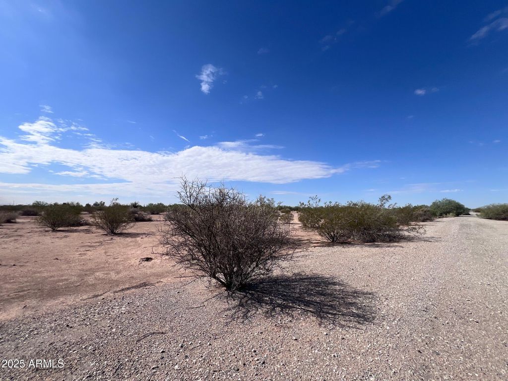 Photo of 5085 W Portola Drive #18, Eloy, AZ 85131 (MLS # 6930292)