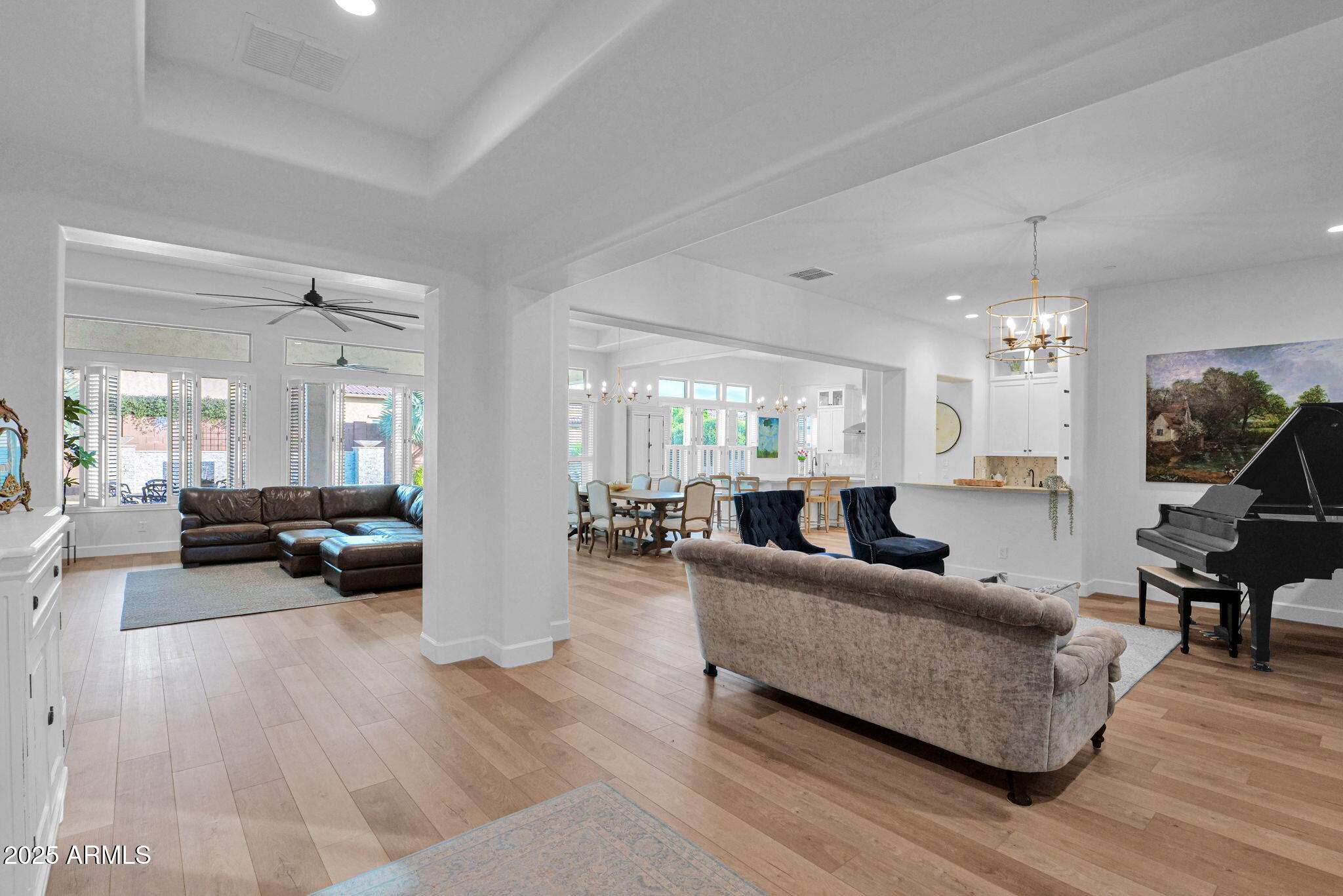 3702 E FOUNTAIN Street