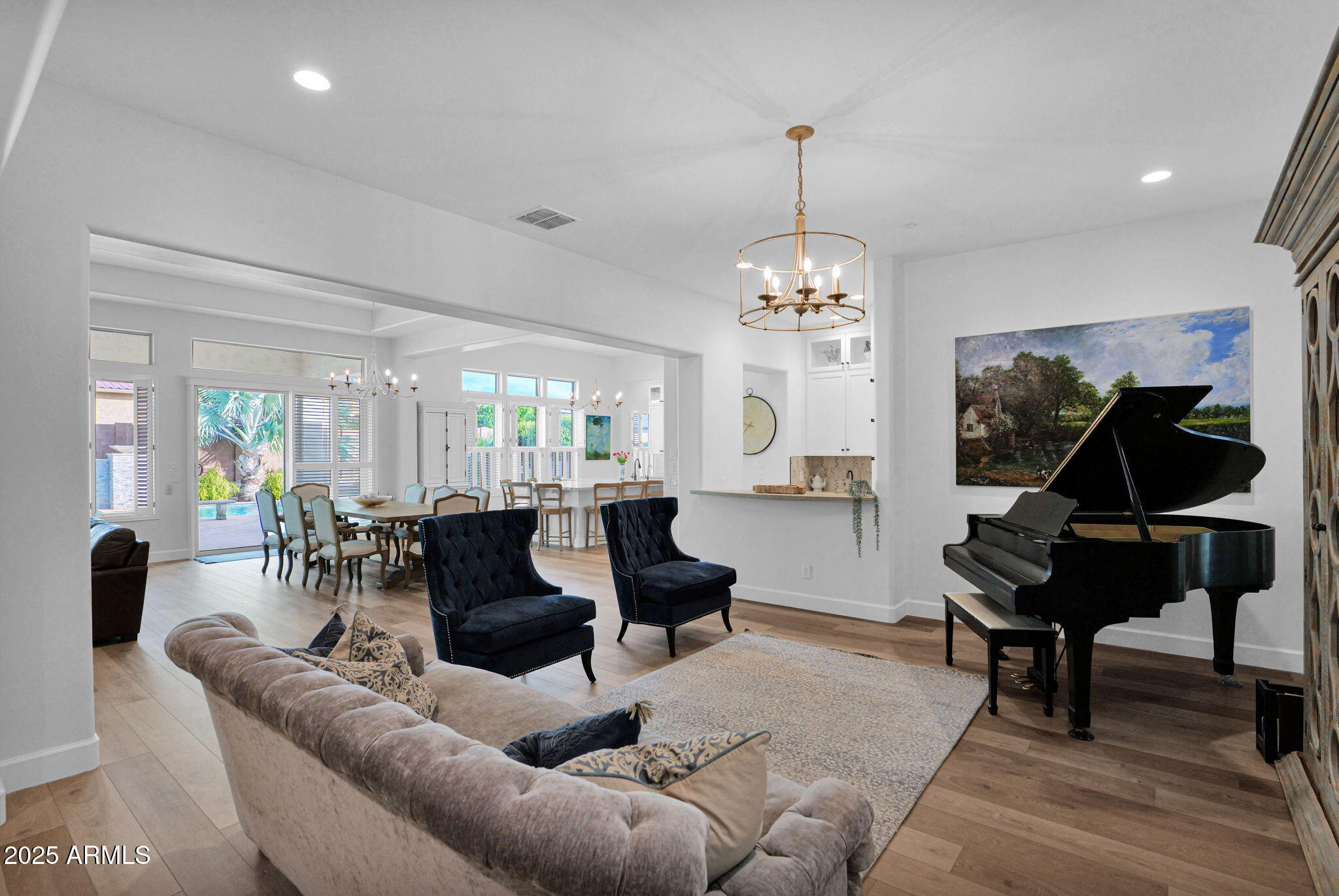 3702 E FOUNTAIN Street