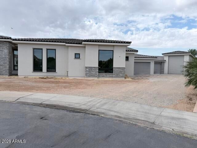 4307 E CAPRICORN Place