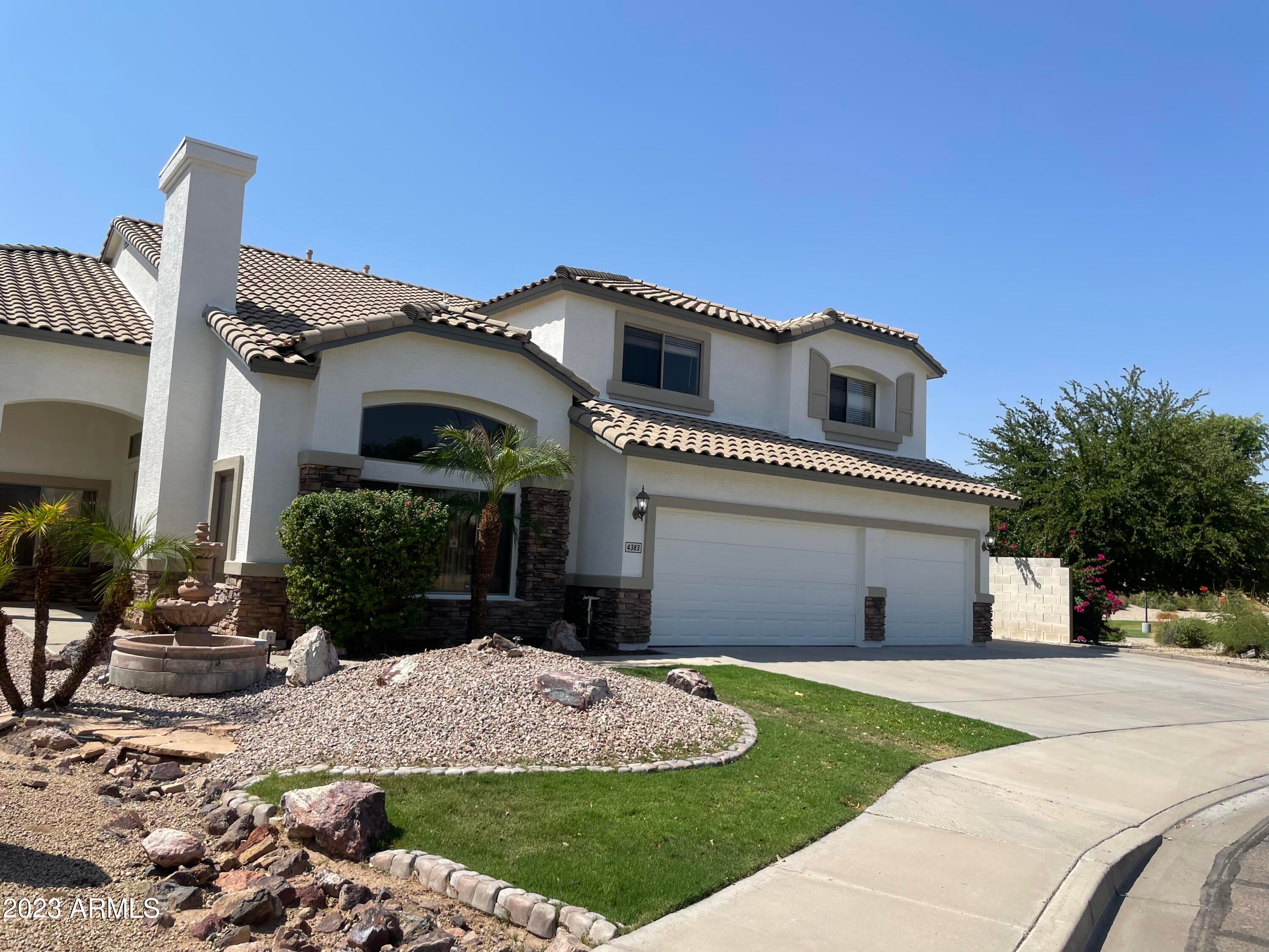 4383 E DESERT SANDS Drive