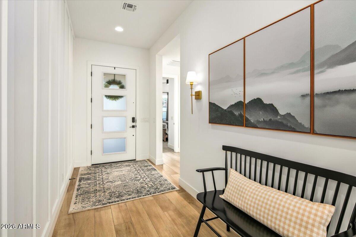 1812 E FALLEN LEAF Lane