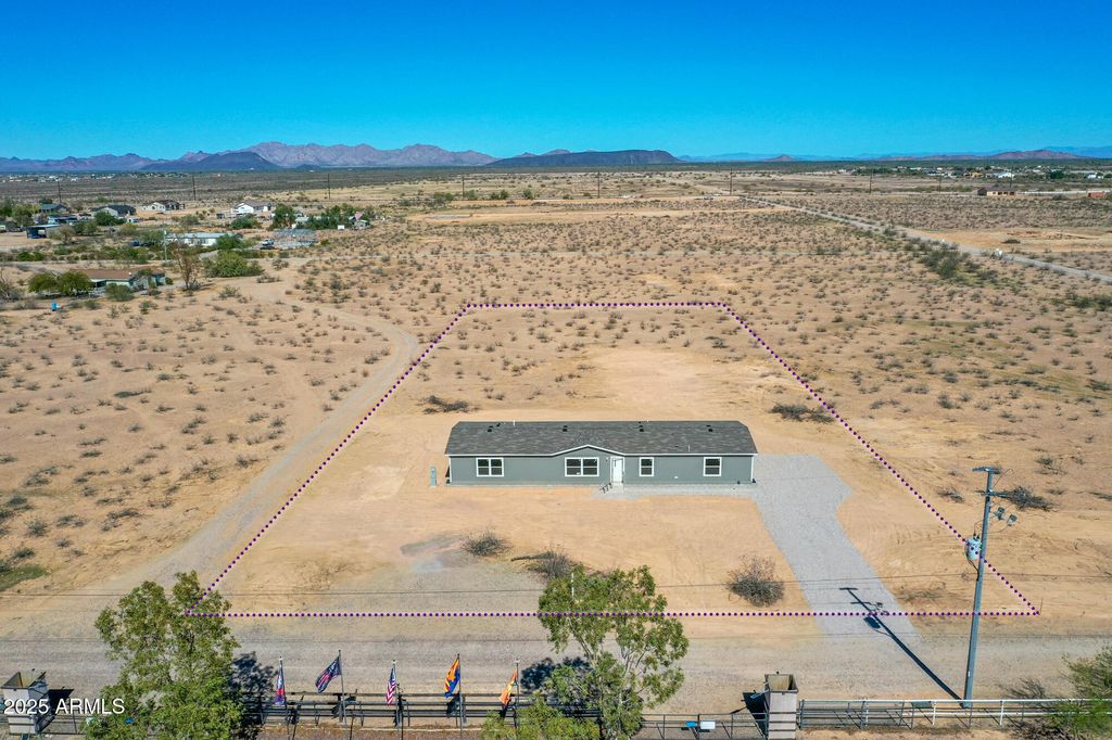Photo of 36582 W Whitton Avenue, Tonopah, AZ 85354 (MLS # 6936287)
