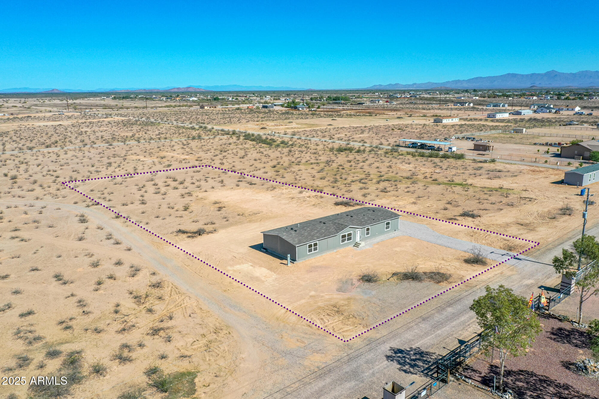 36582 W Whitton Avenue