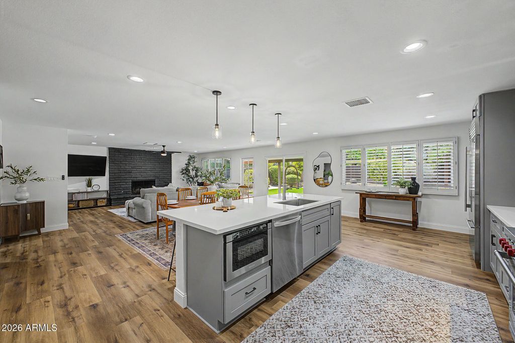 Photo of 3707 E Desert Cove Avenue, Phoenix, AZ 85028 (MLS # 7031431)
