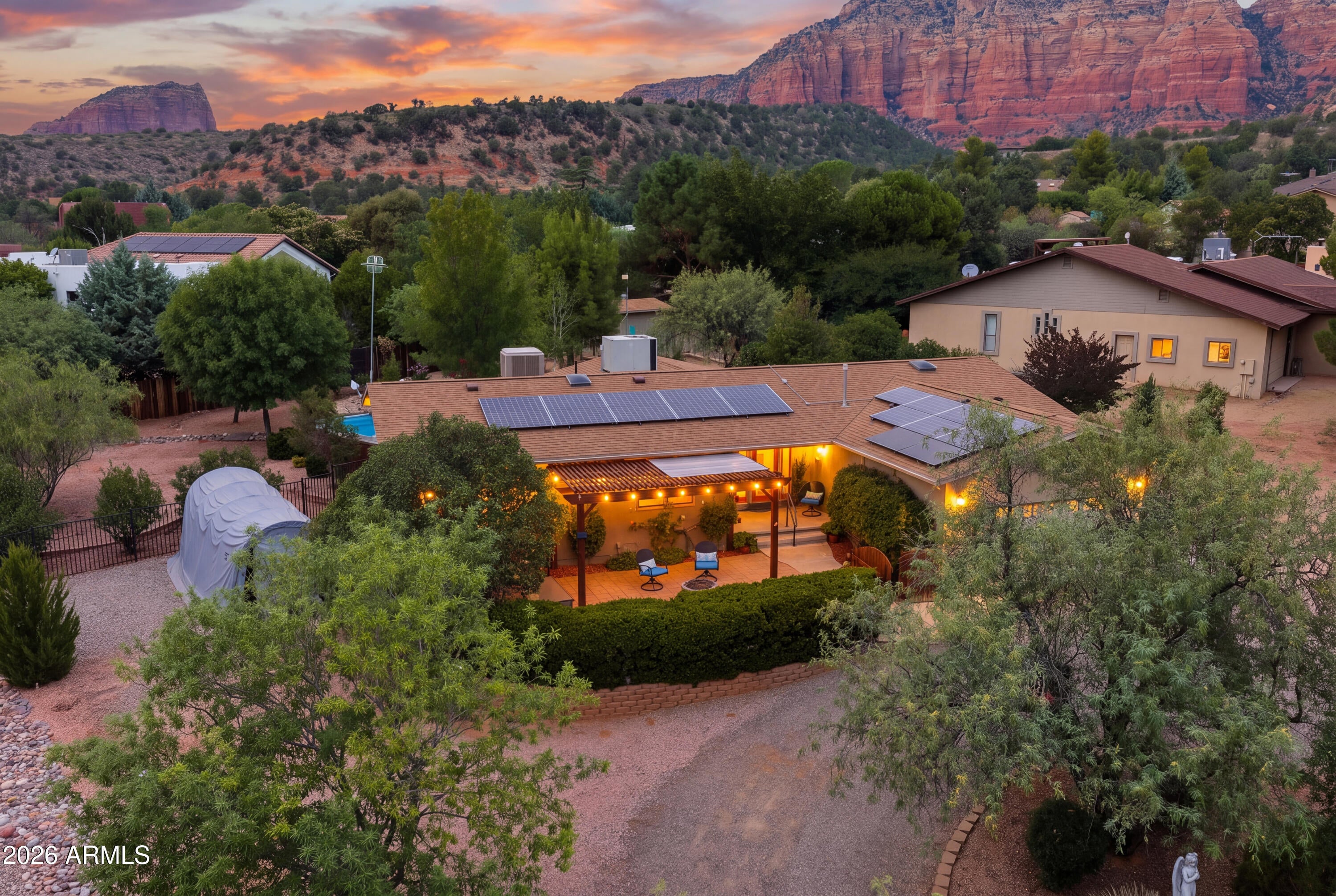 325 RAINTREE Road