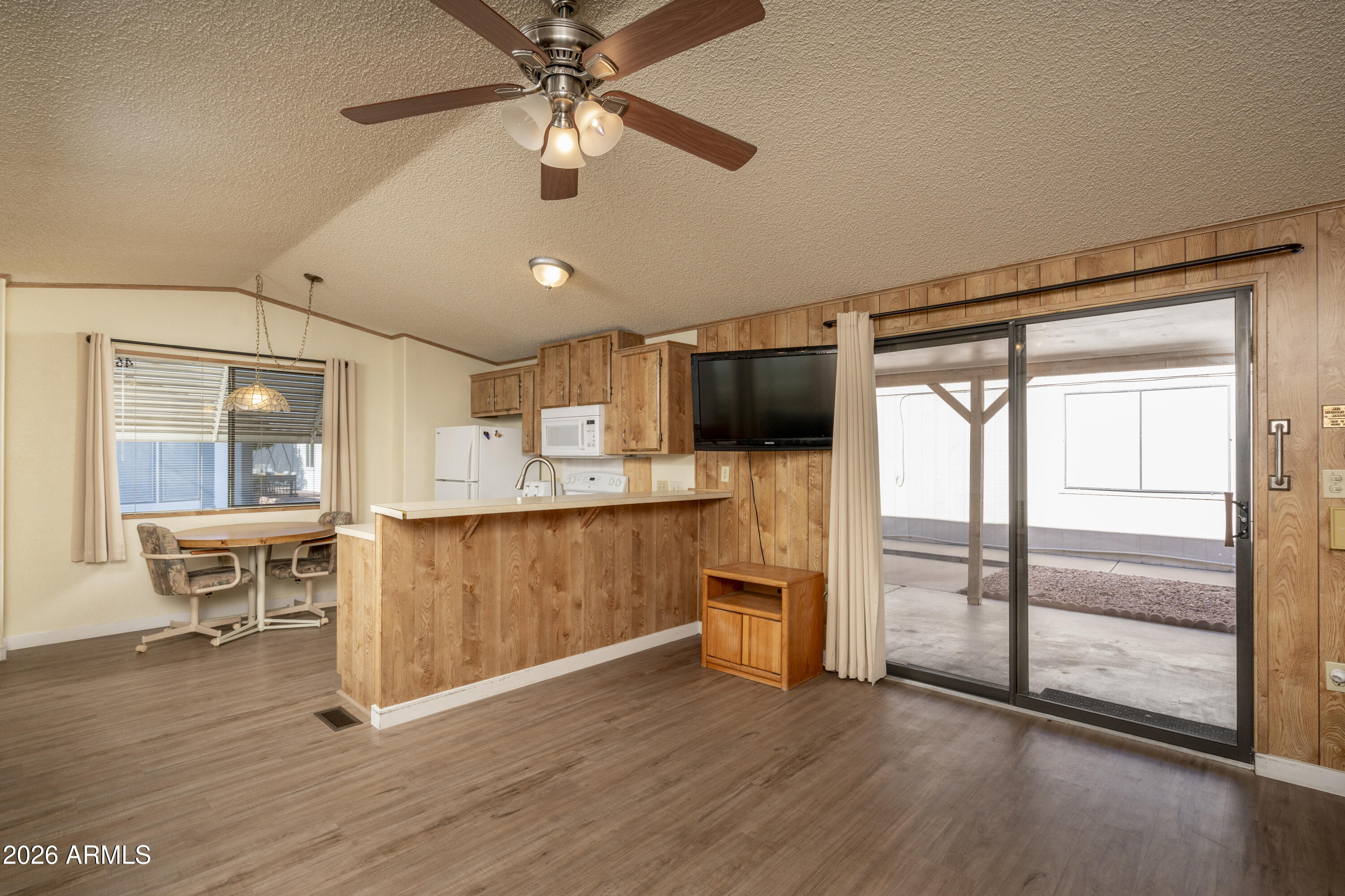 5735 E MCDOWELL Road 466