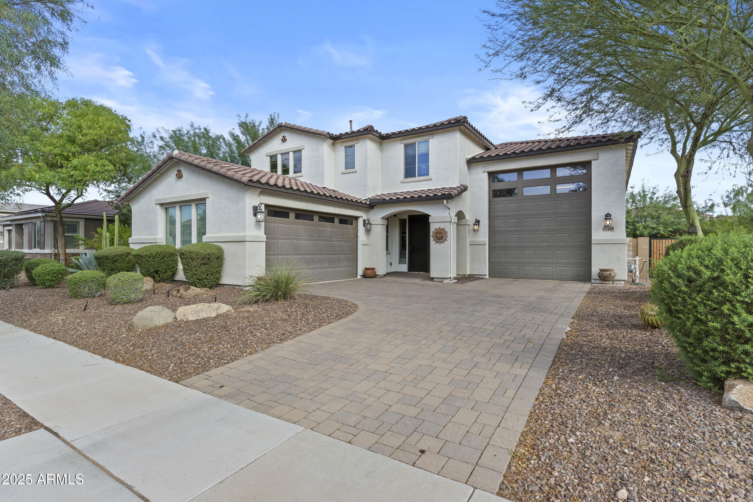 17268 W STRAIGHT ARROW Lane