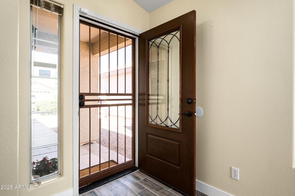 Photo of 239 W Angela Drive, Phoenix, AZ 85023 (MLS # 6934744)