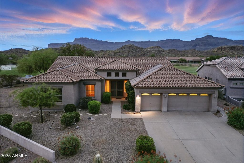 Photo of 6986 E Desert Spoon Lane, Gold Canyon, AZ 85118 (MLS # 6879981)
