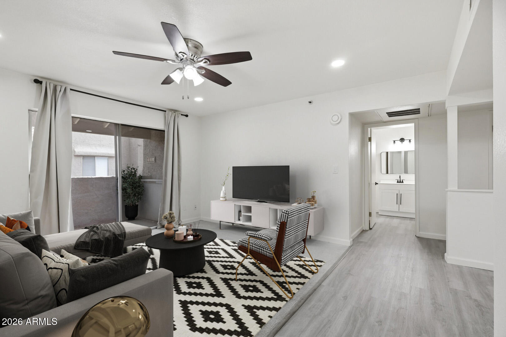 4444 E PARADISE VILLAGE Parkway N 251