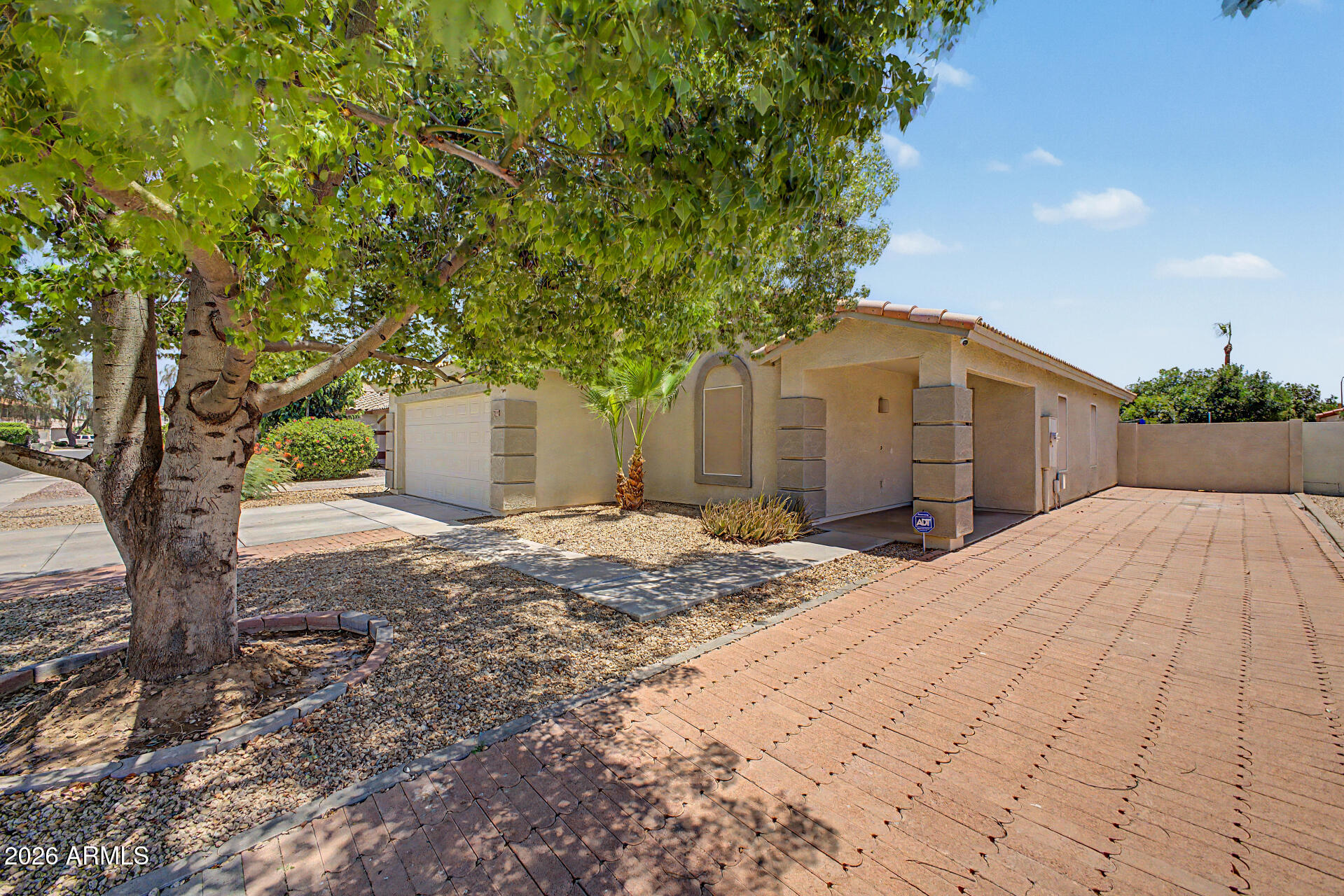 7395 W RANCHO Drive
