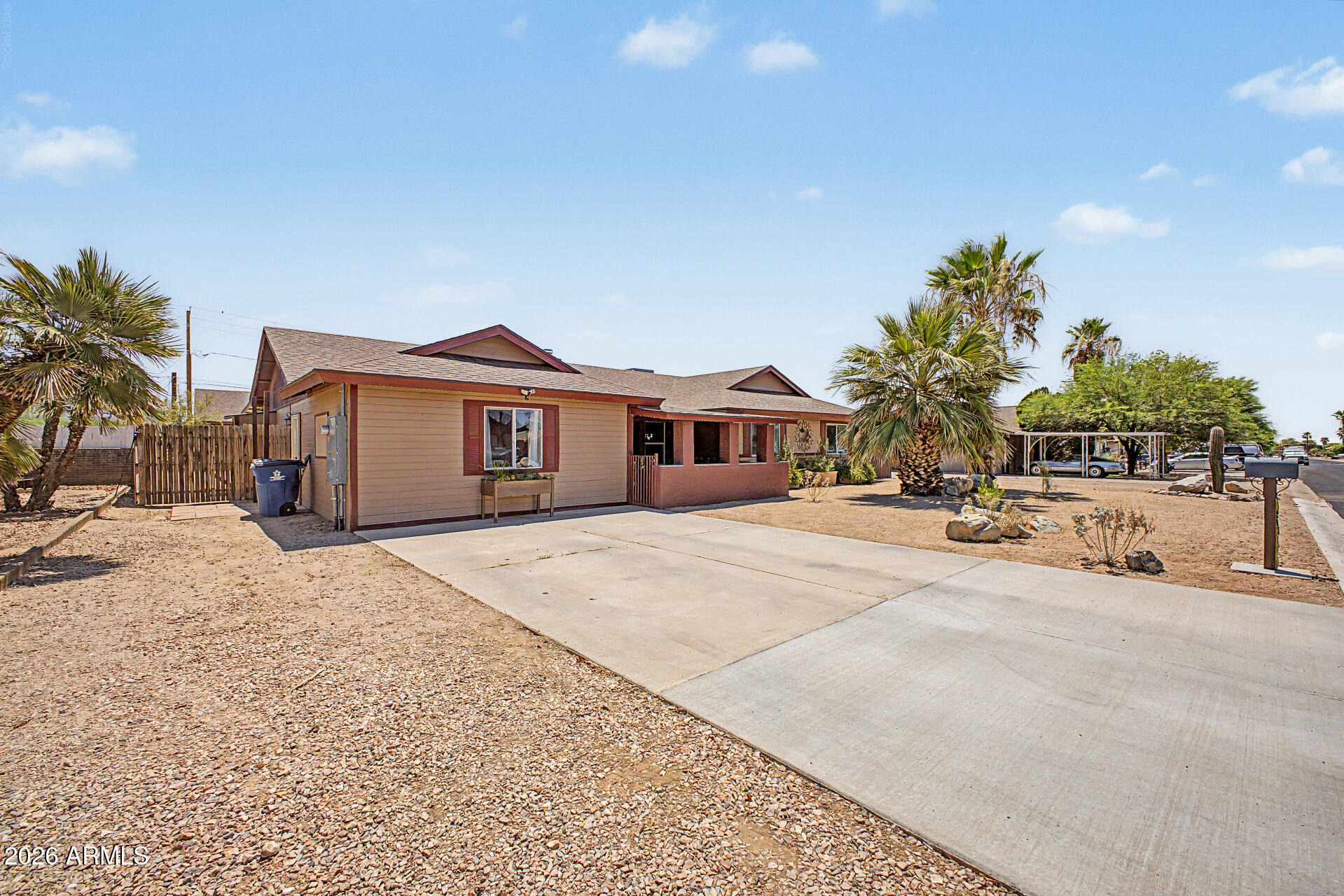 2031 S CACTUS Road