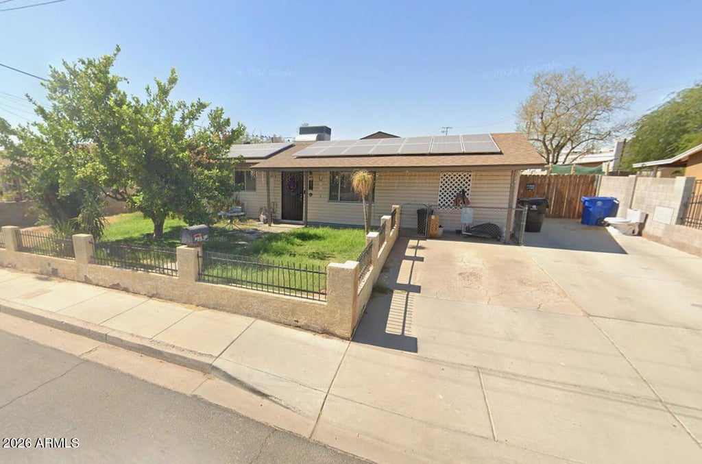 Photo of 610 S 1st Street, Avondale, AZ 85323 (MLS # 7014522)