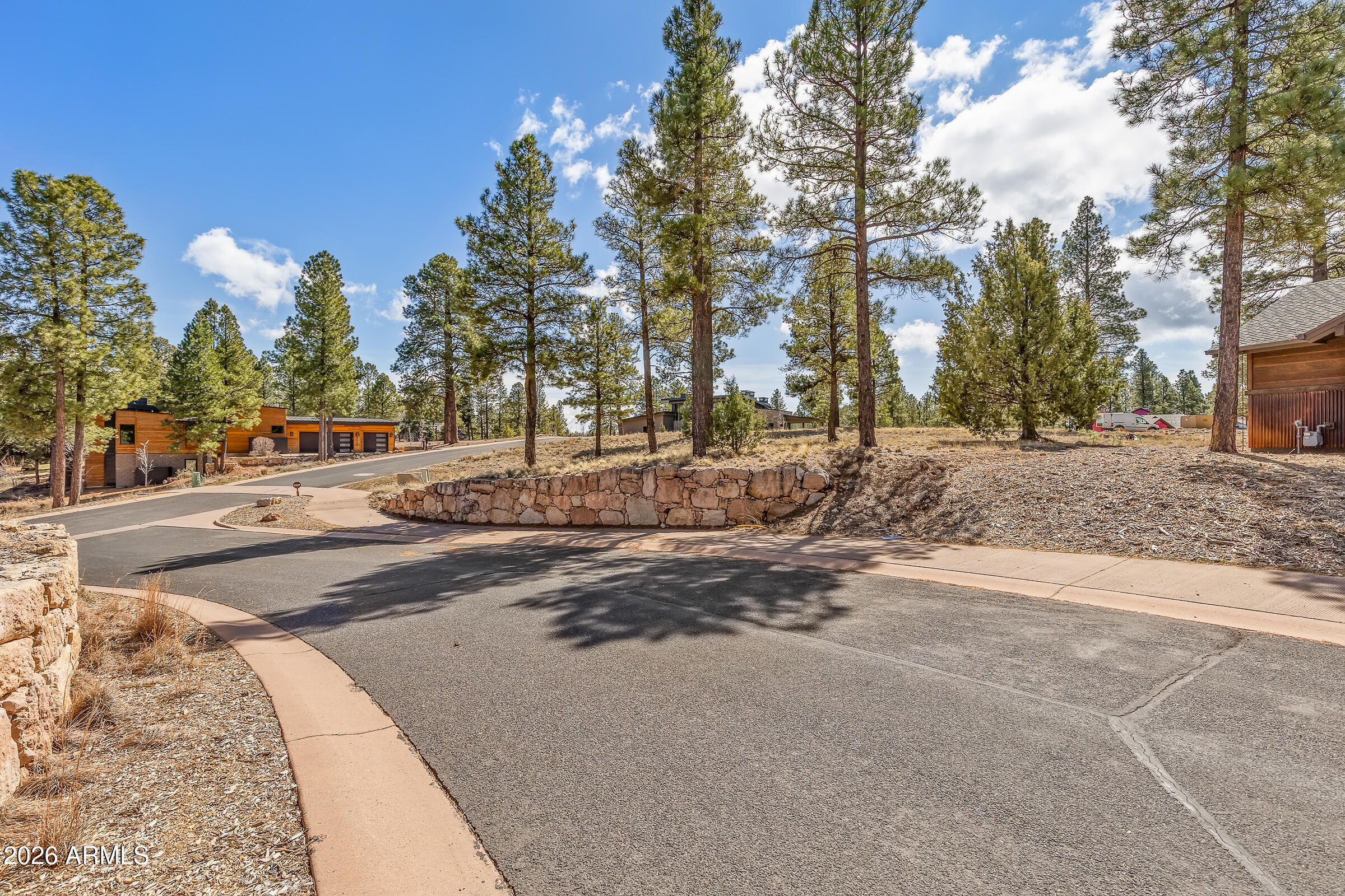 Pine Canyon - Land