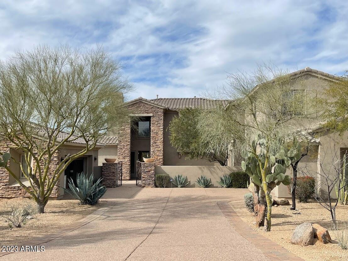 9778 E Jagged Peak Road