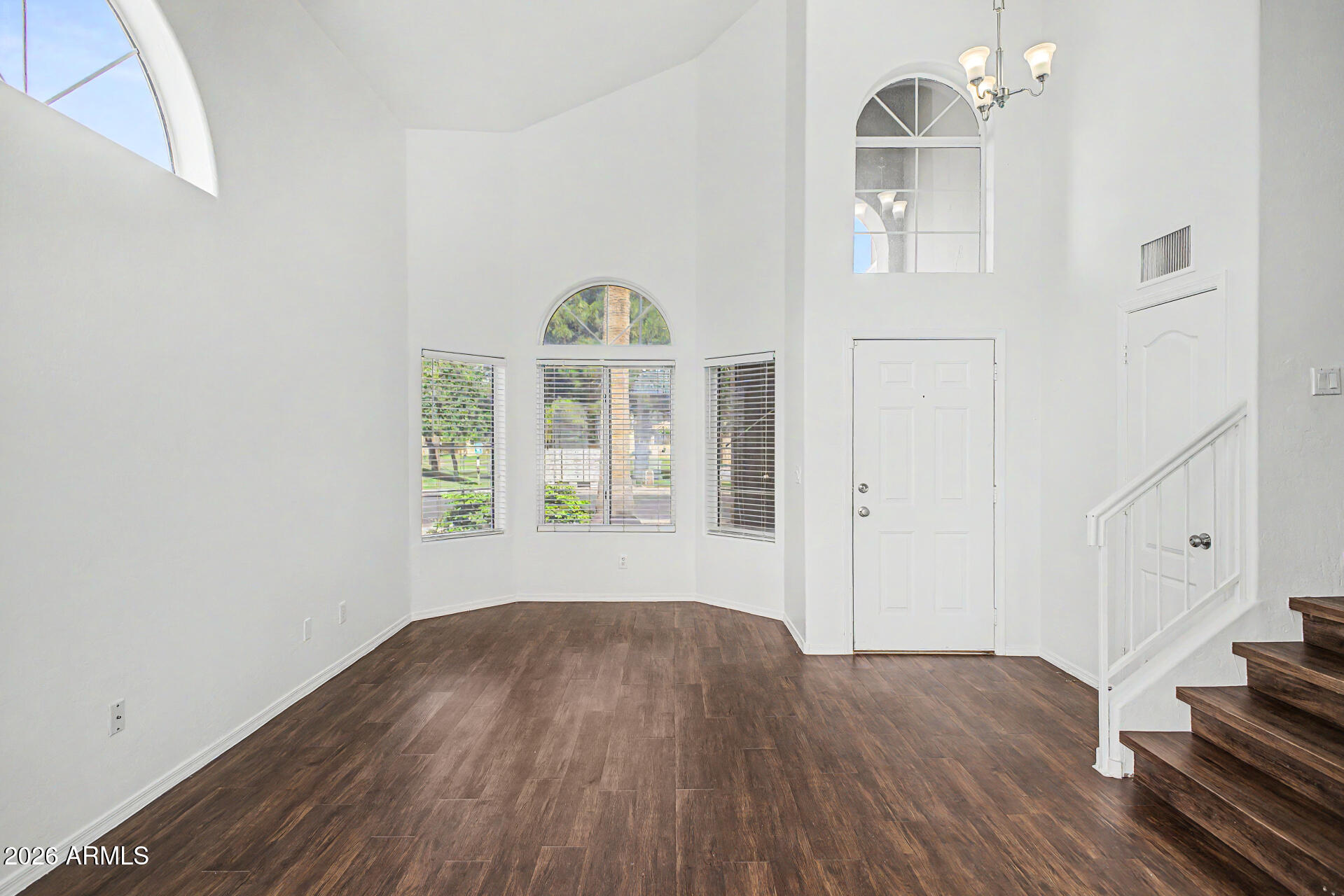 929 S SCALLOP Drive