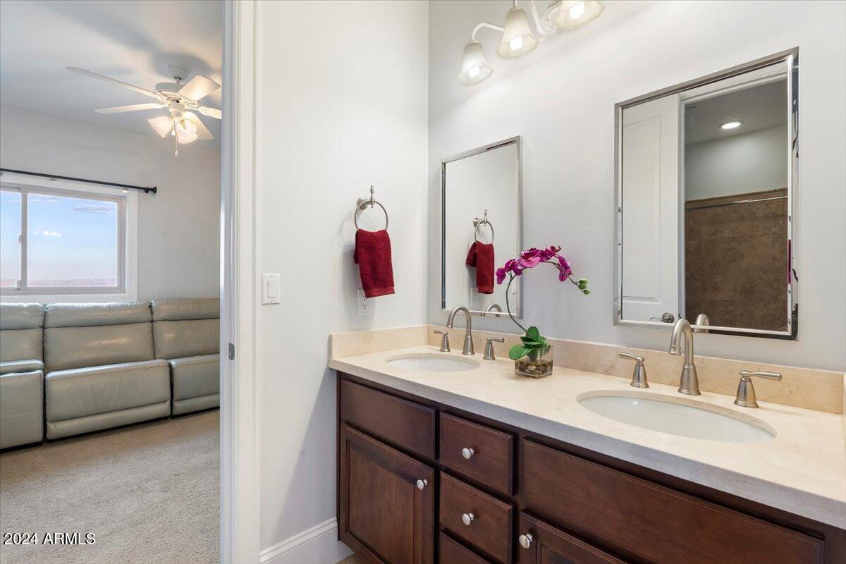 EAGLES NEST - Residential