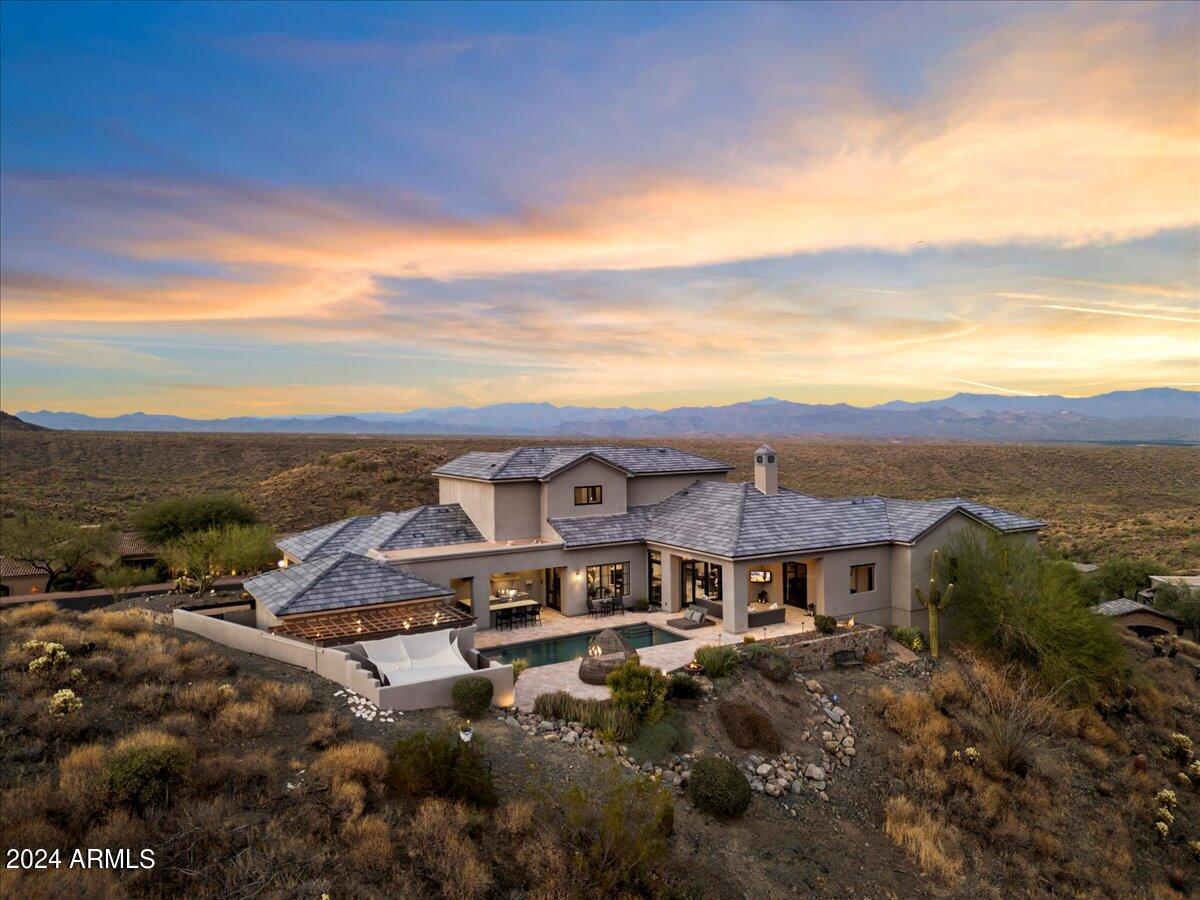 EAGLES NEST - Residential