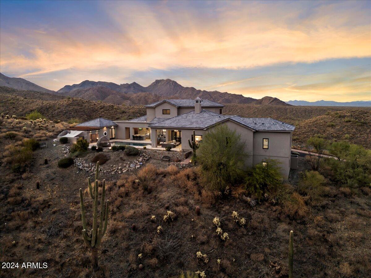 EAGLES NEST - Residential