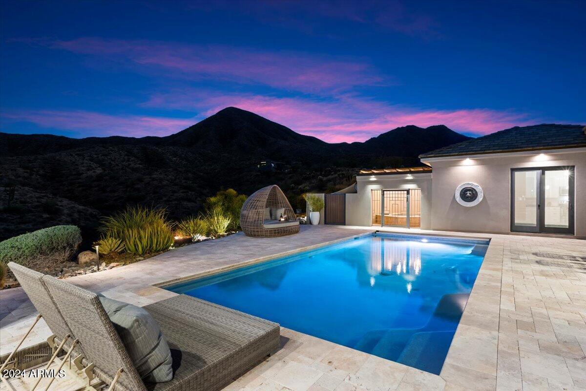 EAGLES NEST - Residential