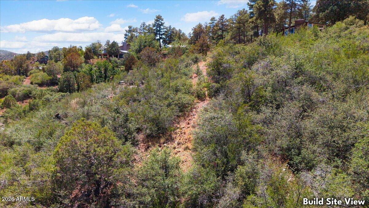HIGHLAND PINES - Land