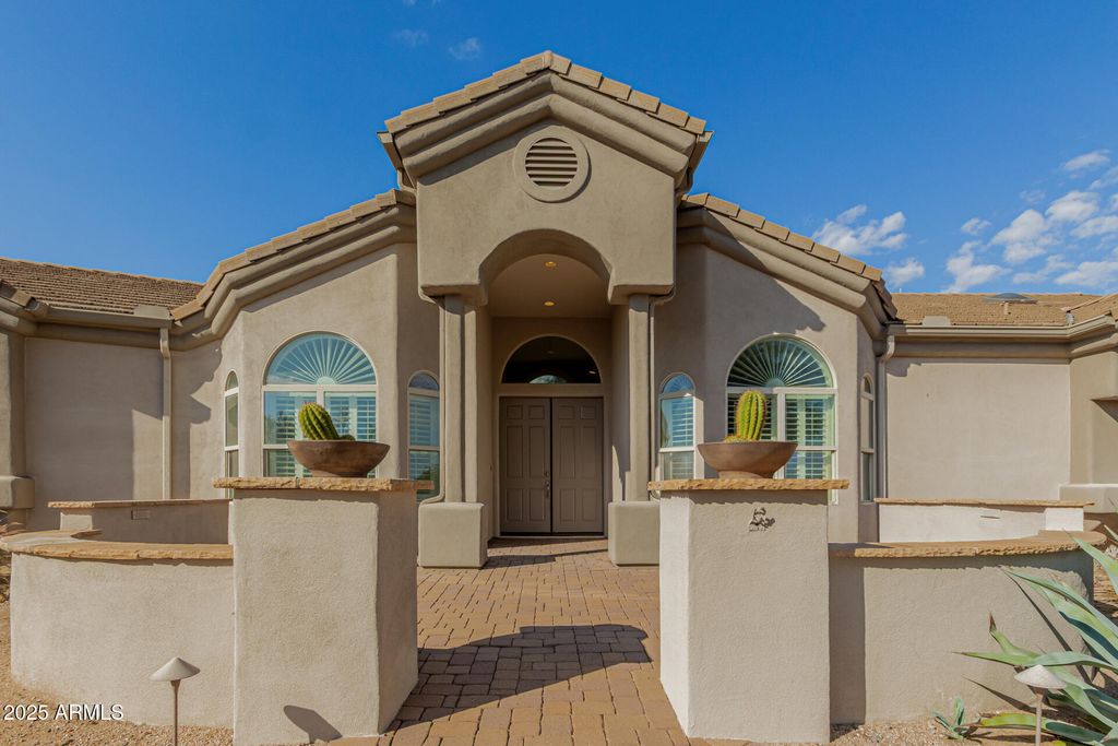 Photo of 14136 E Gloria Lane, Scottsdale, AZ 85262 (MLS # 6953882)