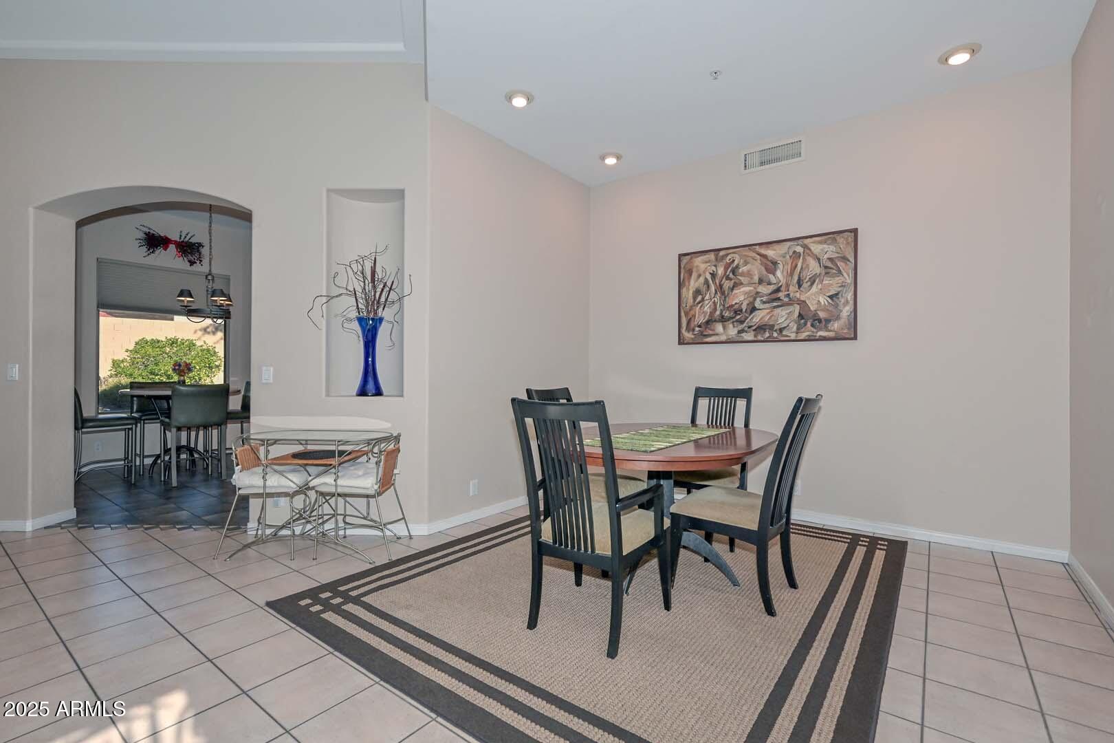 6912 E MIGHTY SAGUARO Way