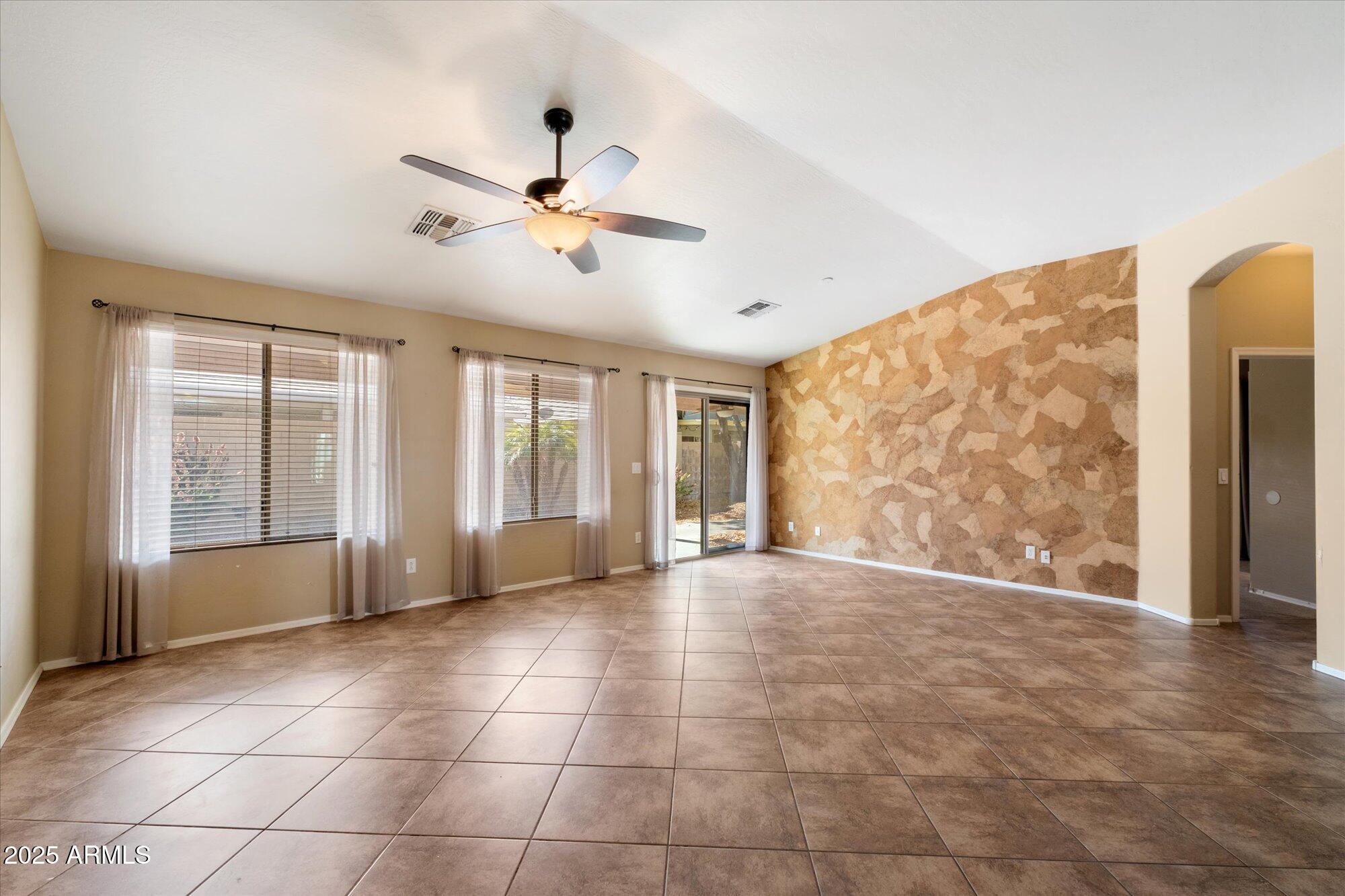 383 E JASPER Drive