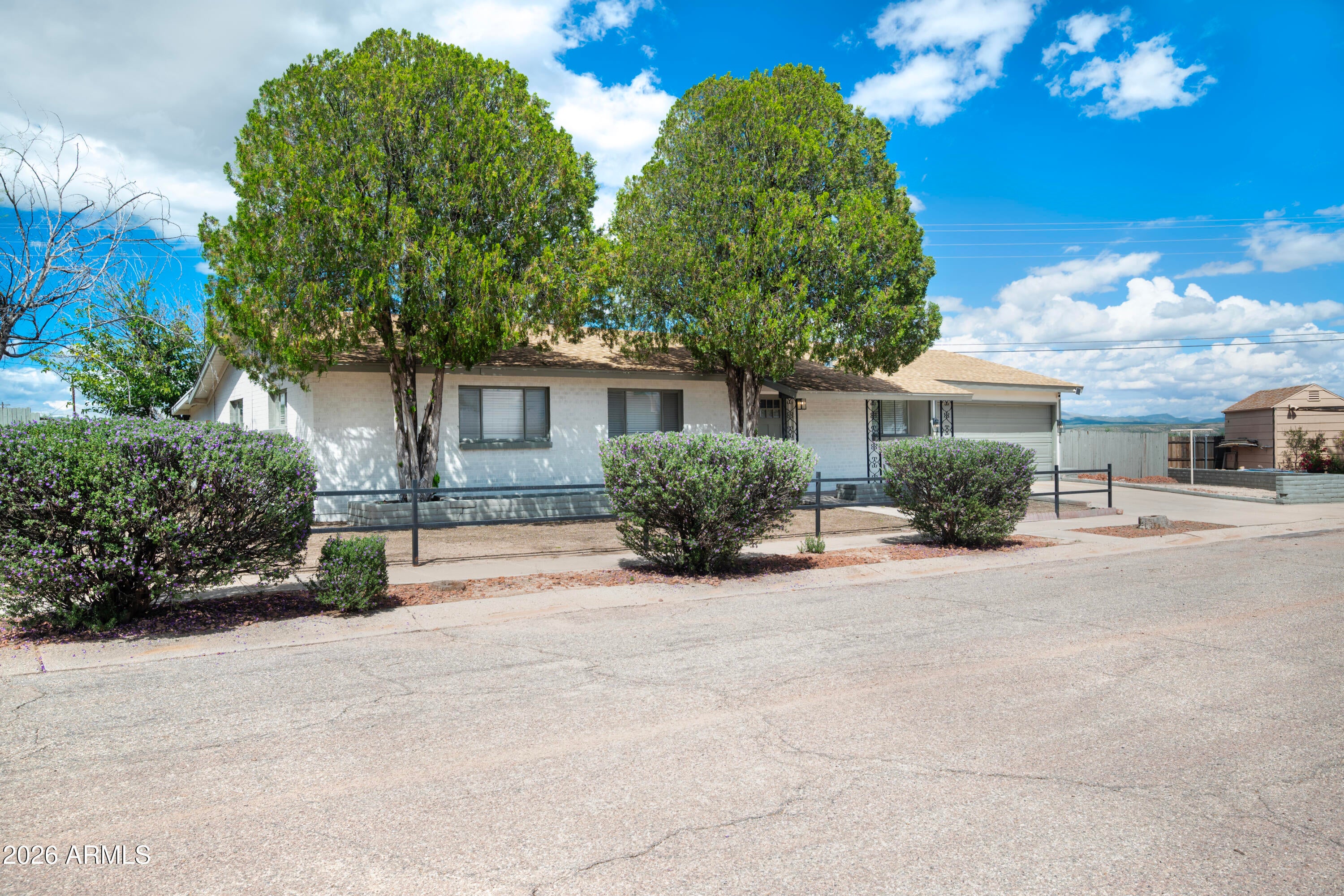 615 E SAN PEDRO Circle