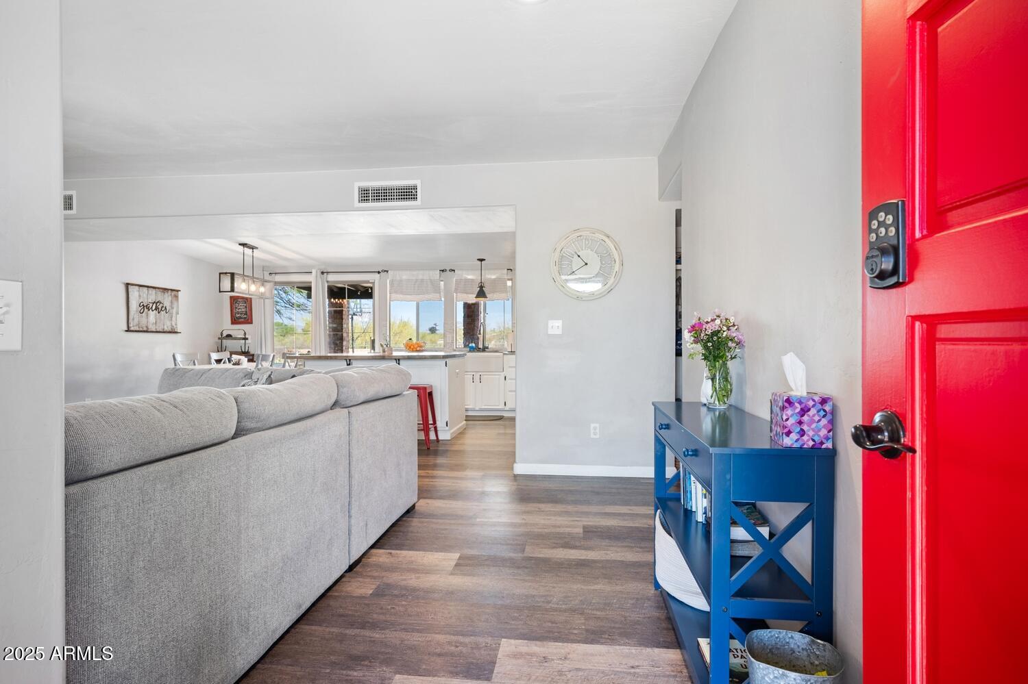 718 W PLACITA DE LA POZA --