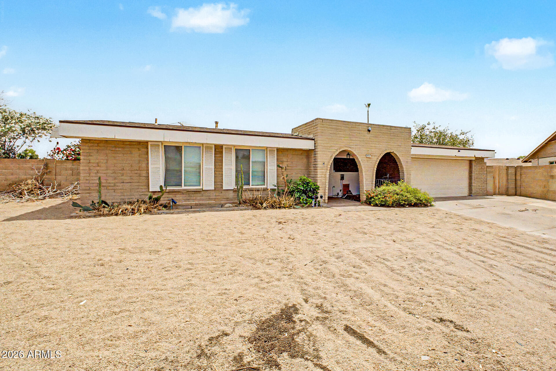 4007 W MOUNTAIN VIEW Road