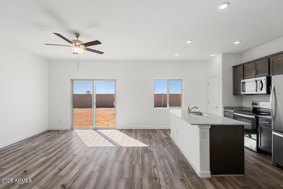 627 W Pintail Drive