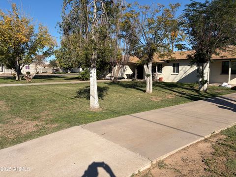 5963 W OCOTILLO Road Glendale AZ 85301