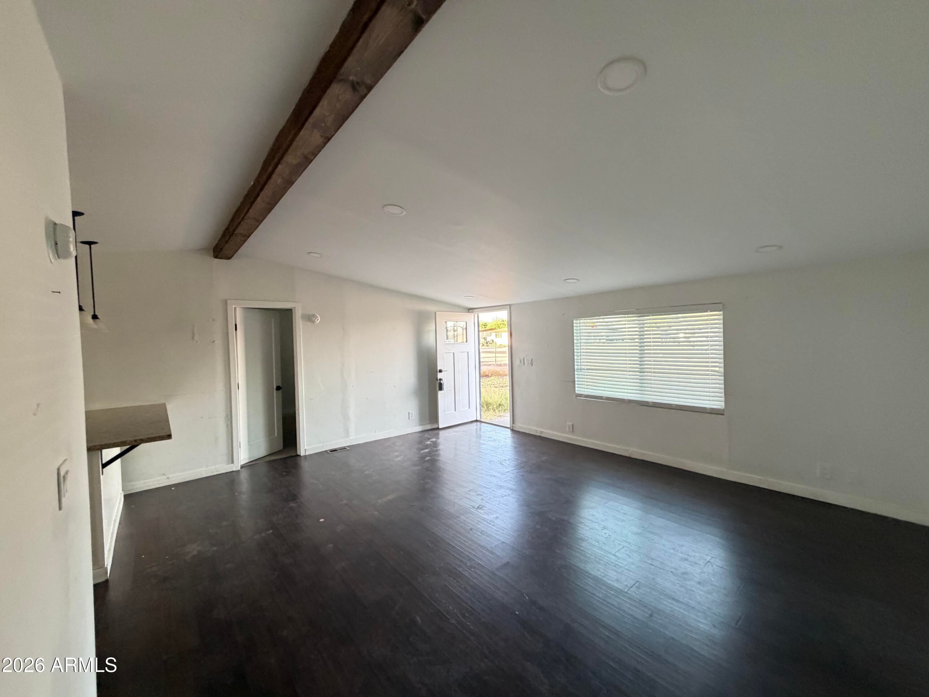 306 N HAWES Road