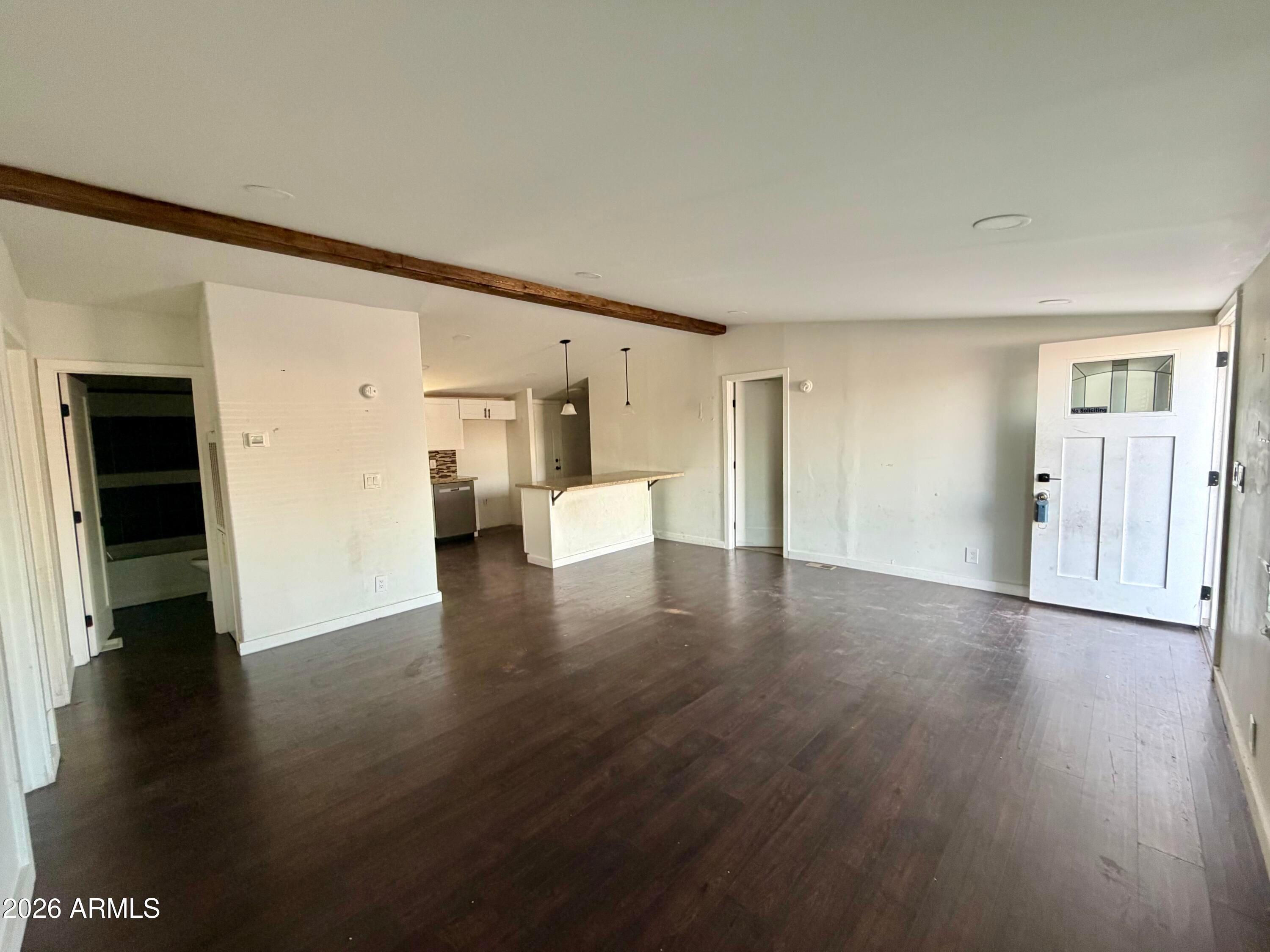 306 N HAWES Road