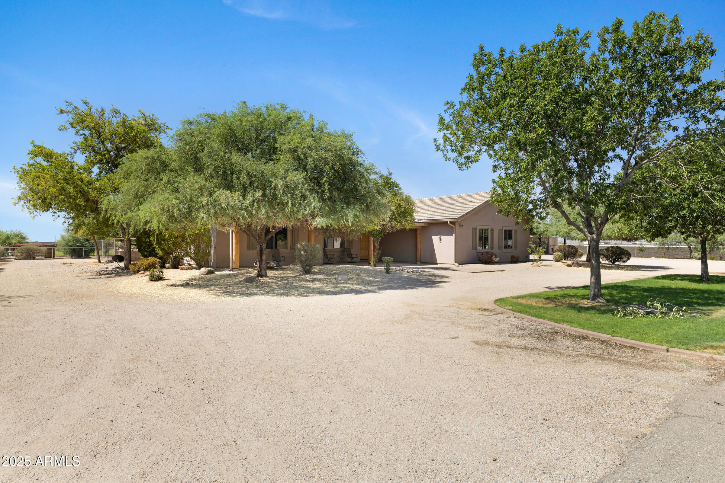 2687 E CAITLIN Way