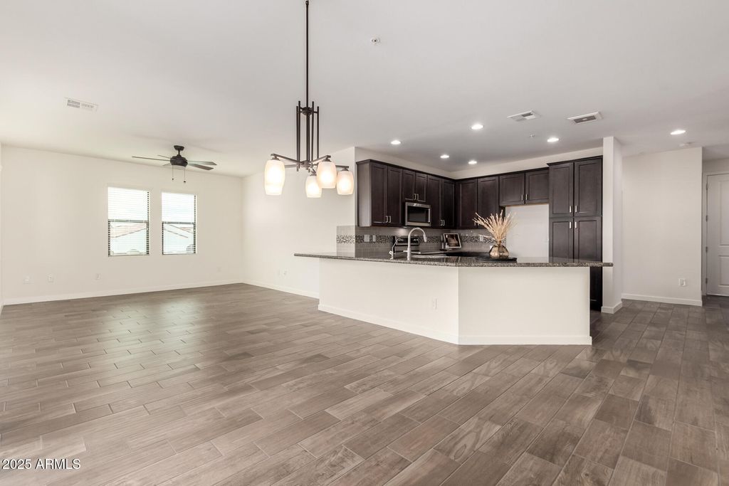 Photo of 2511 W Queen Creek Road #426, Chandler, AZ 85248 (MLS # 6933364)