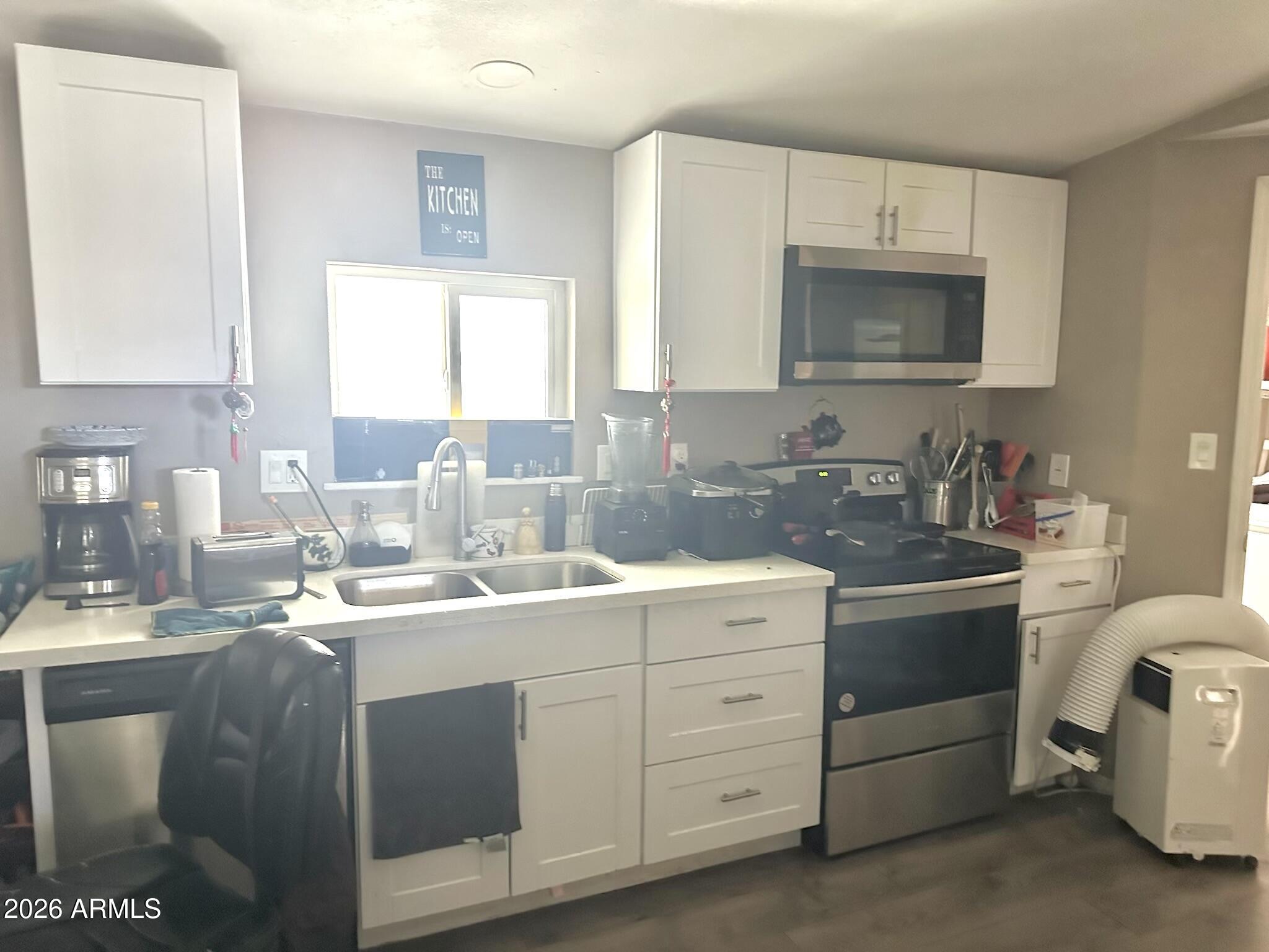 1835 W SHIPROCK Street