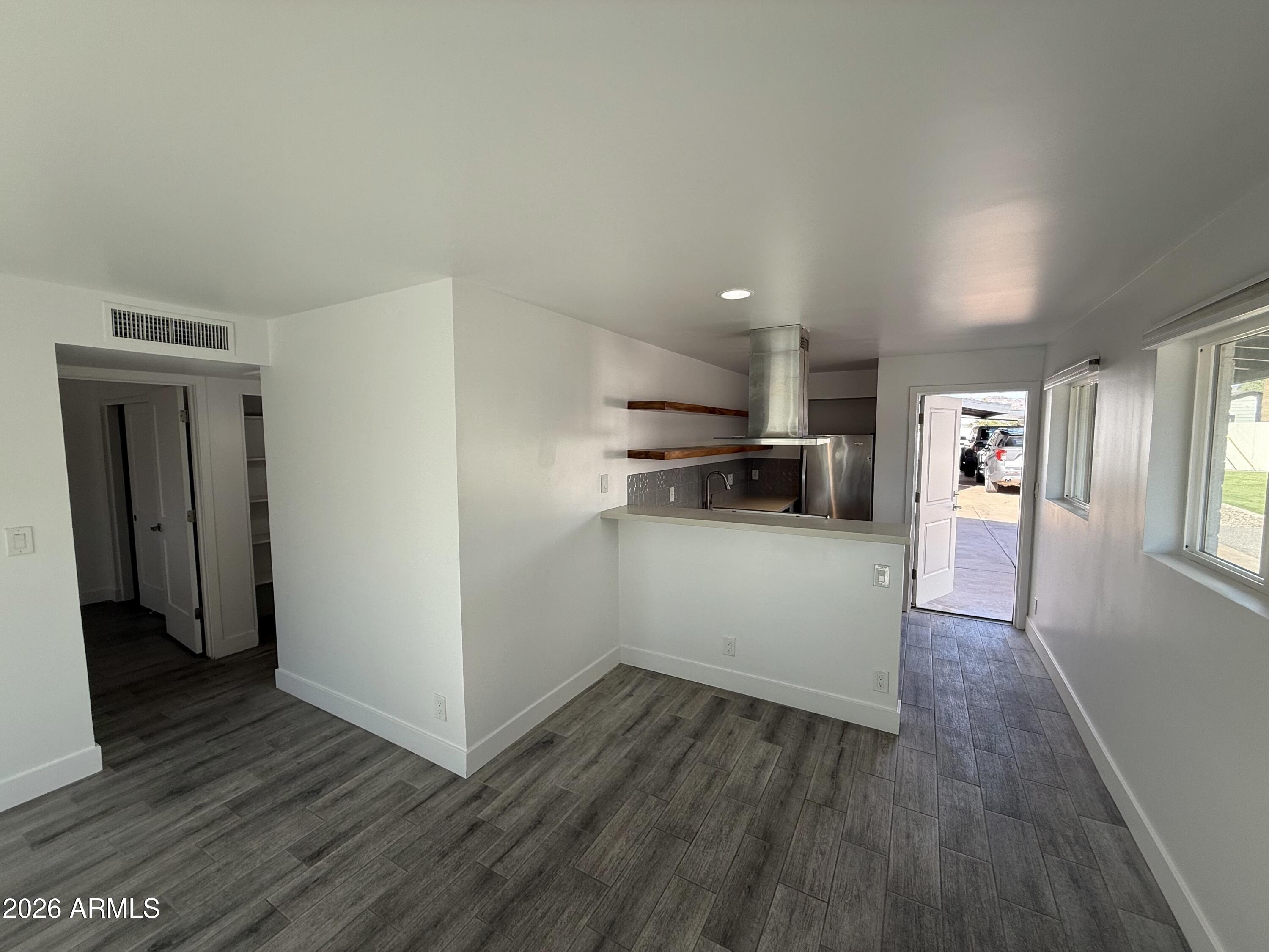 3140 E GLENROSA Avenue 2