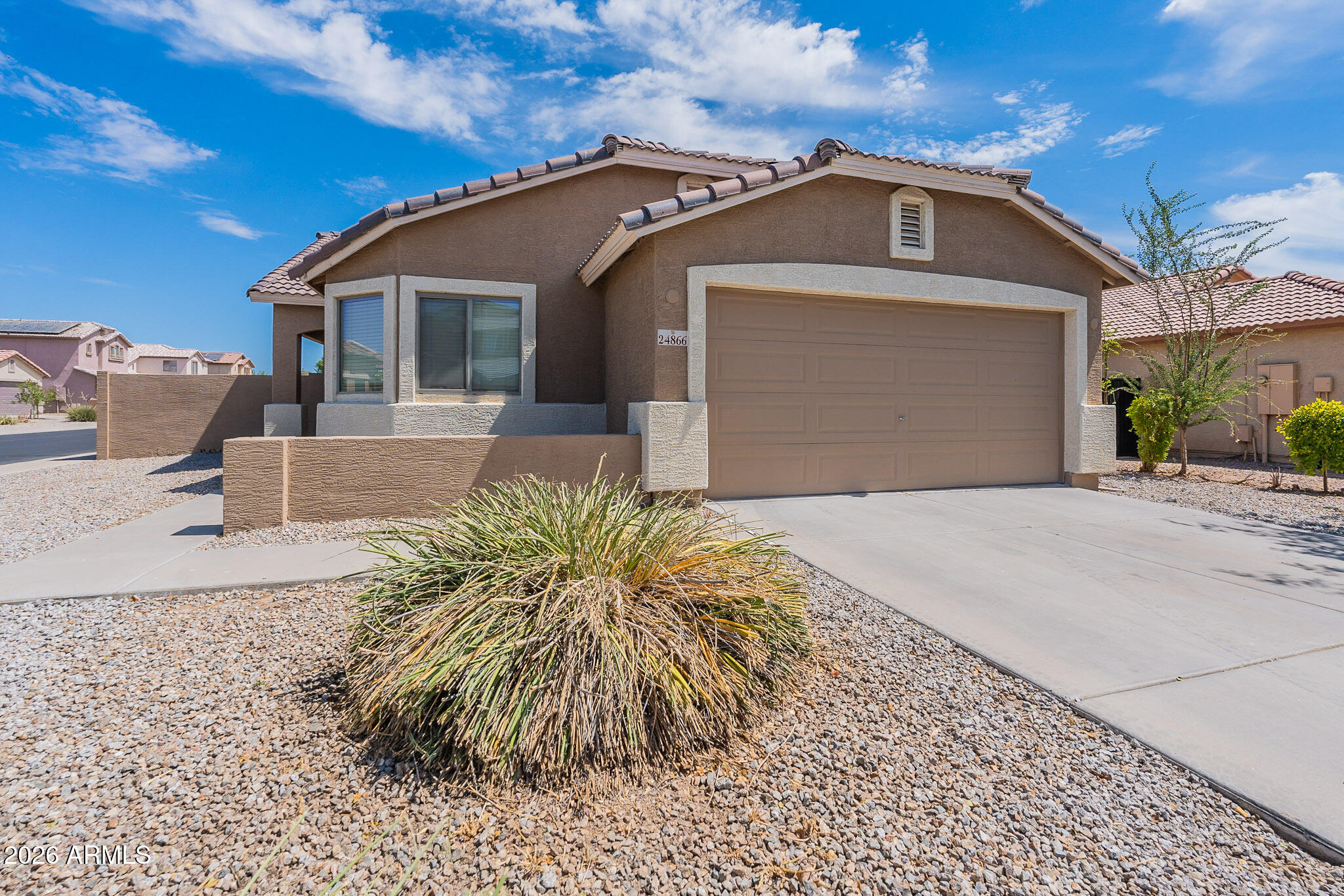 24866 W Huntington Drive
