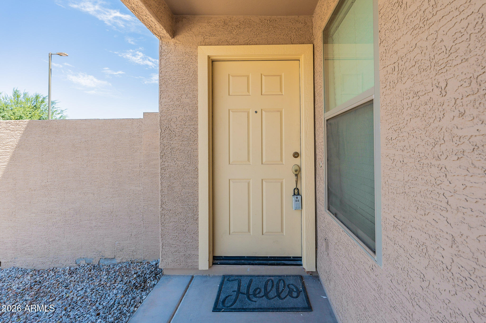 24866 W Huntington Drive