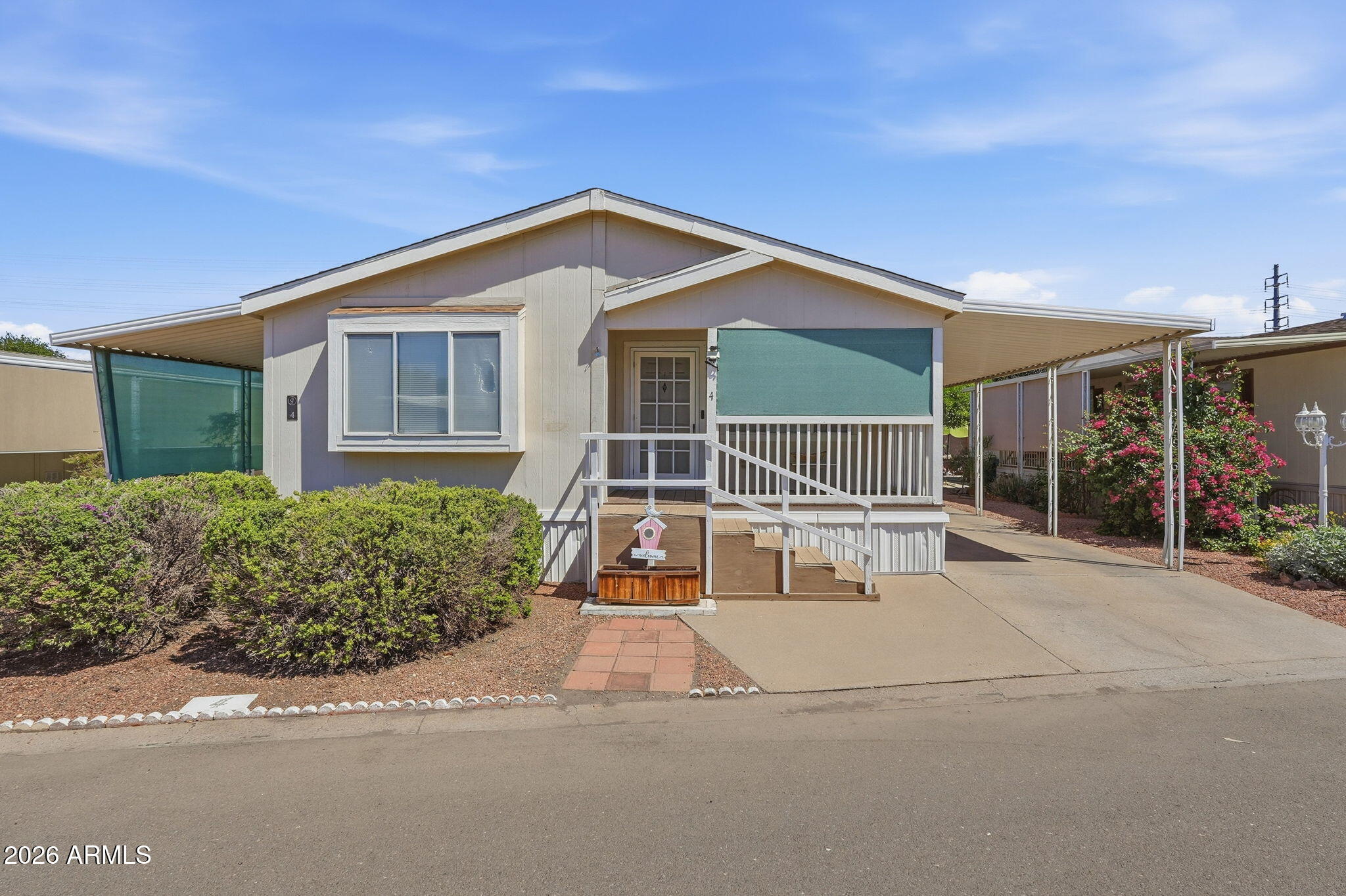 2727 E UNIVERSITY Drive 4