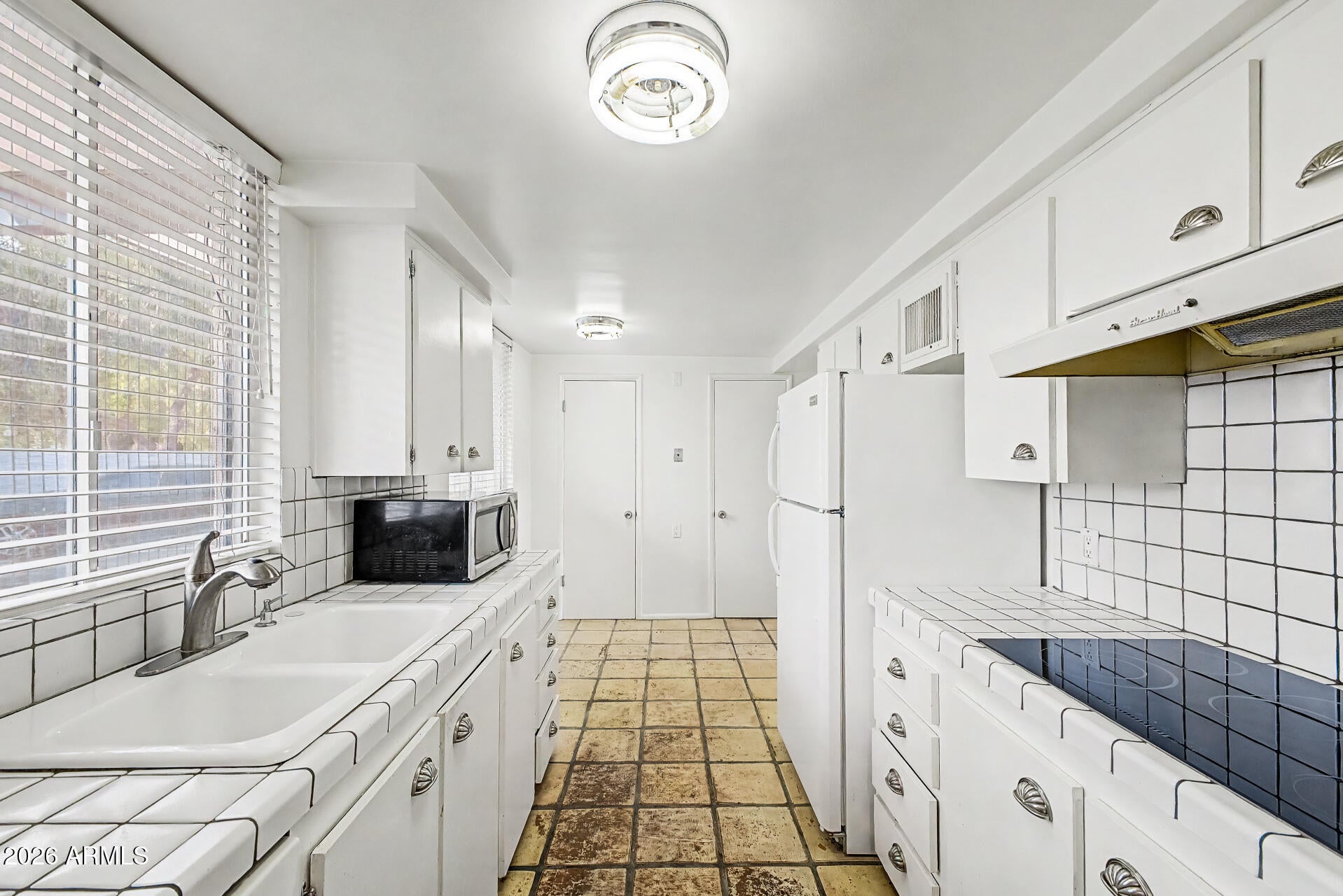 3270 E CAMELBACK Road 114