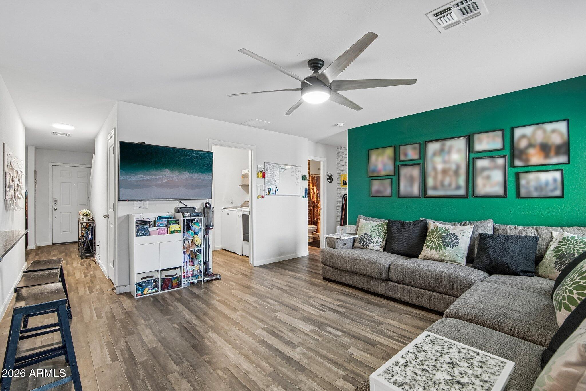 307 E BOBCAT Place