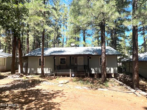 A home in Mormon Lake